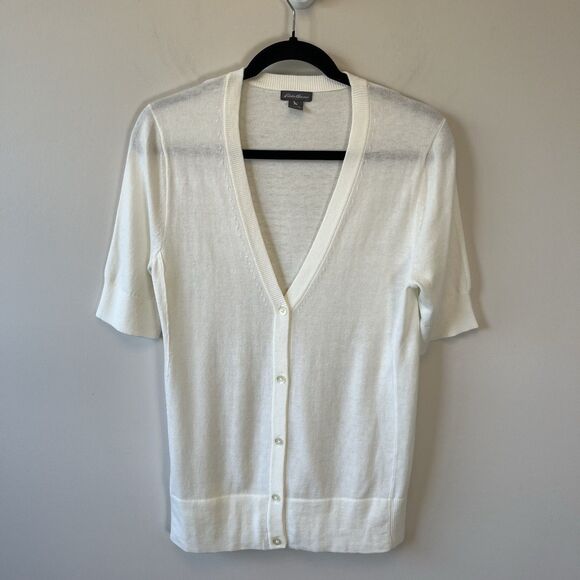 Eddie Bauer Women’s Short Sleeve Button Down Cardigan Sweater Cream Size Small - Picture 3 of 9